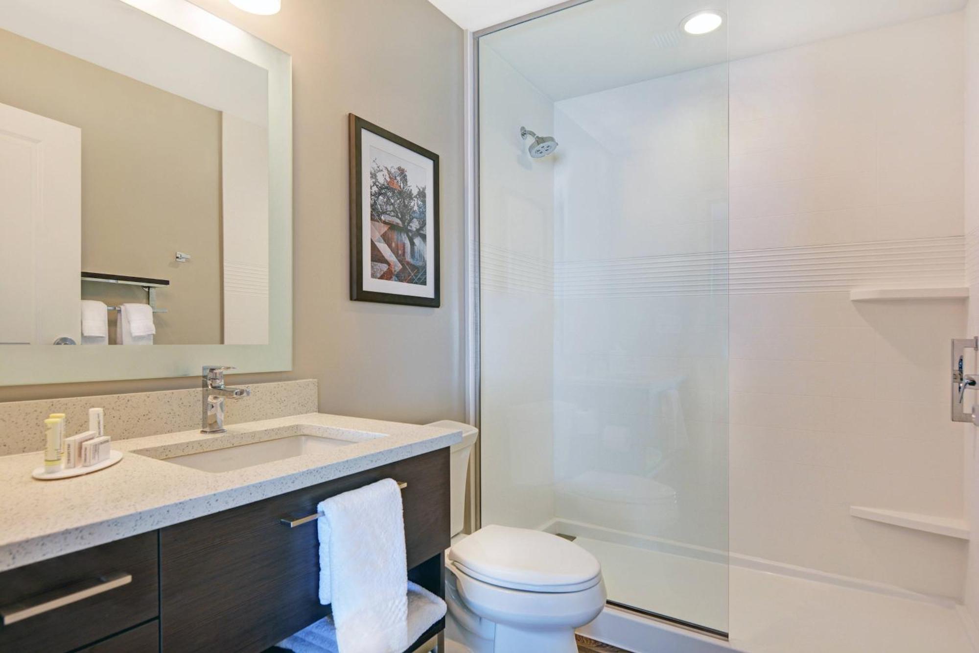 Towneplace Suites By Marriott Jackson Airport/פלואווד מראה חיצוני תמונה